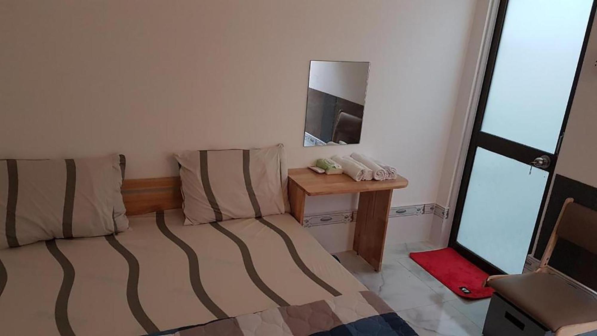 Hoa Lan Motel & Homestay Giong Tu Dien Exterior foto